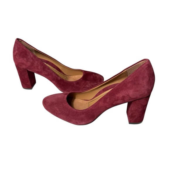 Vionic Burgundy Suede Amor Mariana Pump Womens size 7 arch Support - Picture 1 of 10